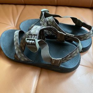 Checos men’s 10 sandals